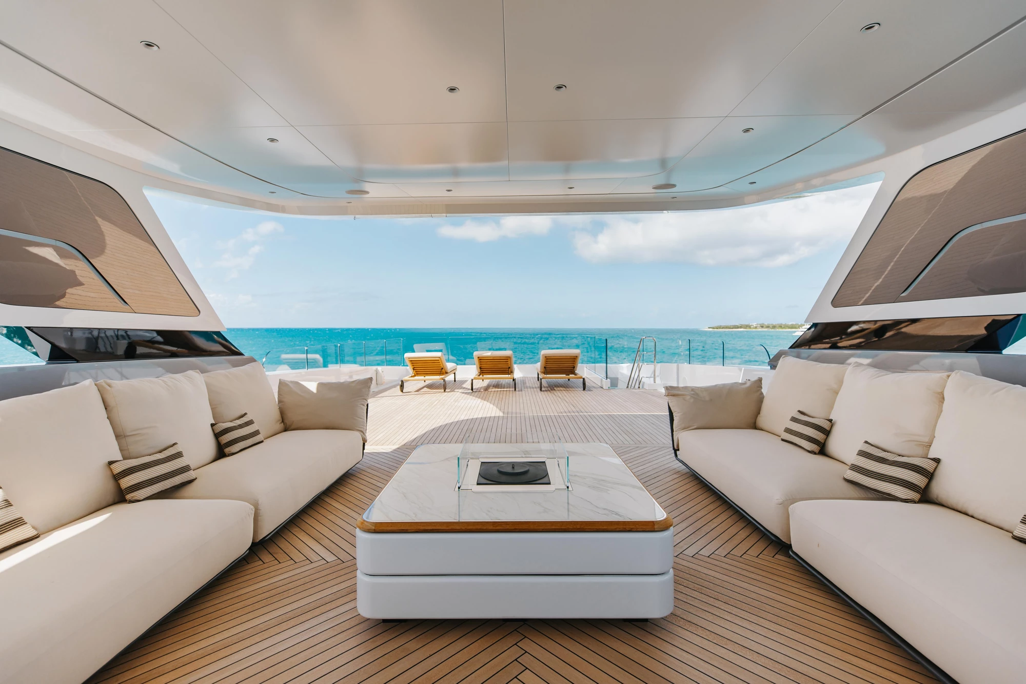 DAYBREAK 52m sundeck jacuzzi and lounge area with panoramic views