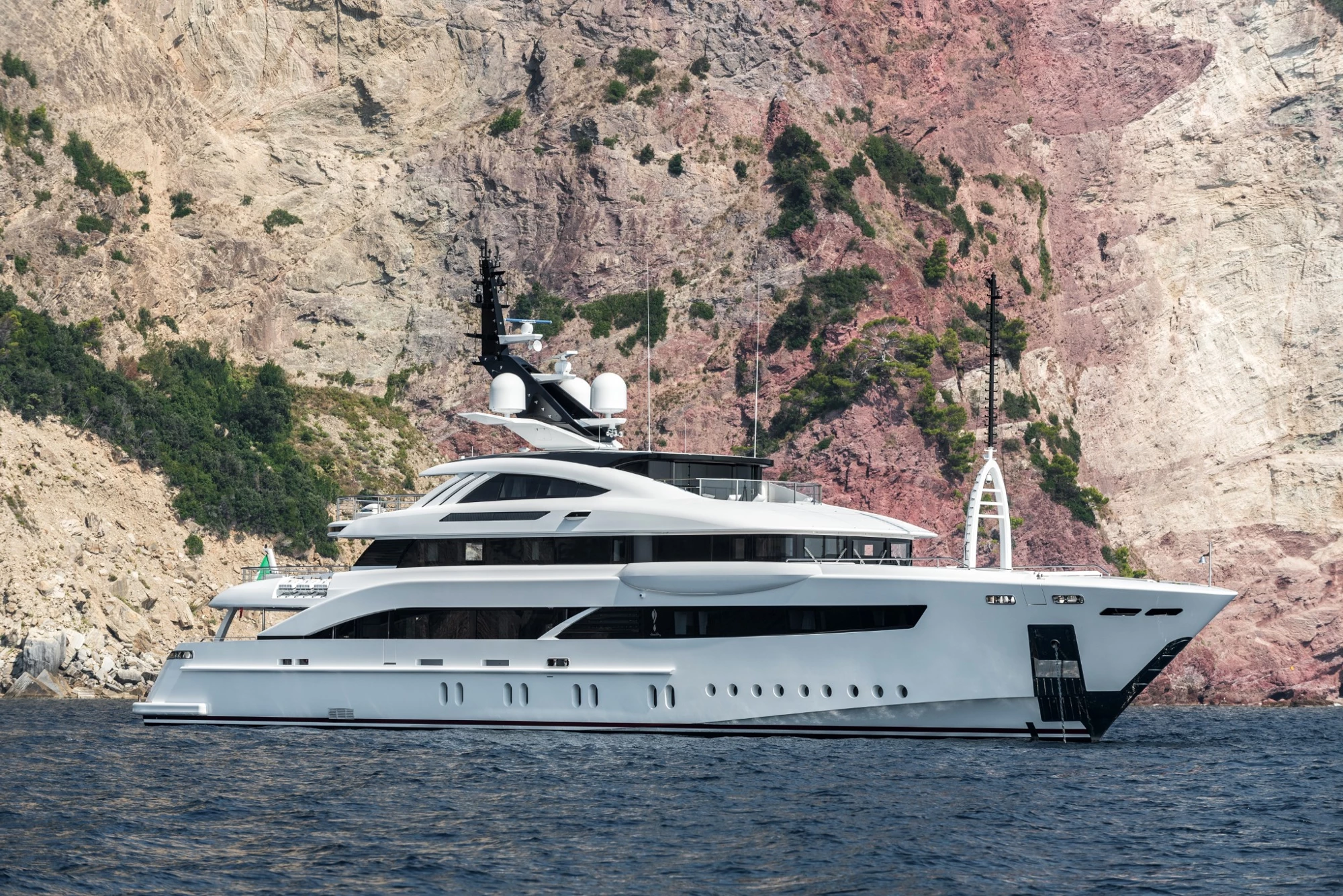 FLORENTIA 52m Rossinavi underway
